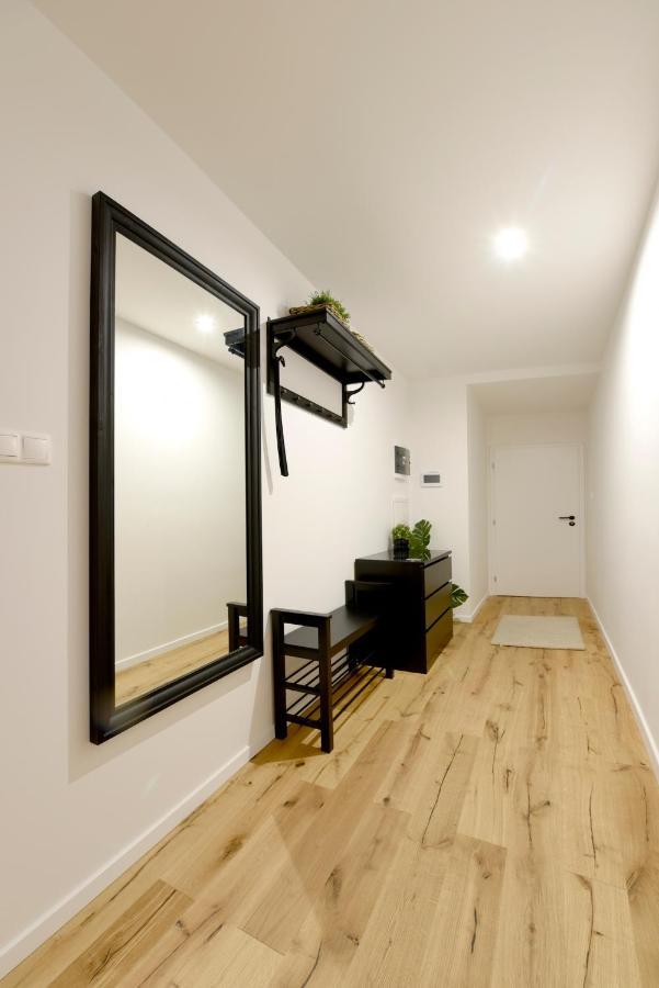 Apartmán s átriom v historickom centre Trencin Exterior foto